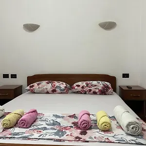 ~villa Gloria~ Hotel